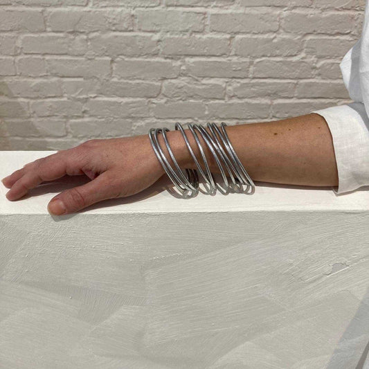 zilveren armbanden, minimalistisch, handgemaakt, sieraden, accessoires, uniek design