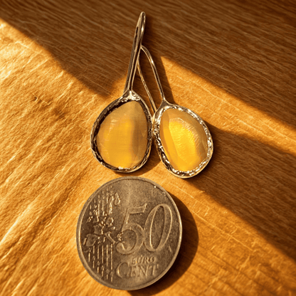 CATeye oorbellen met zilveren rand, boho stijl, uniek design