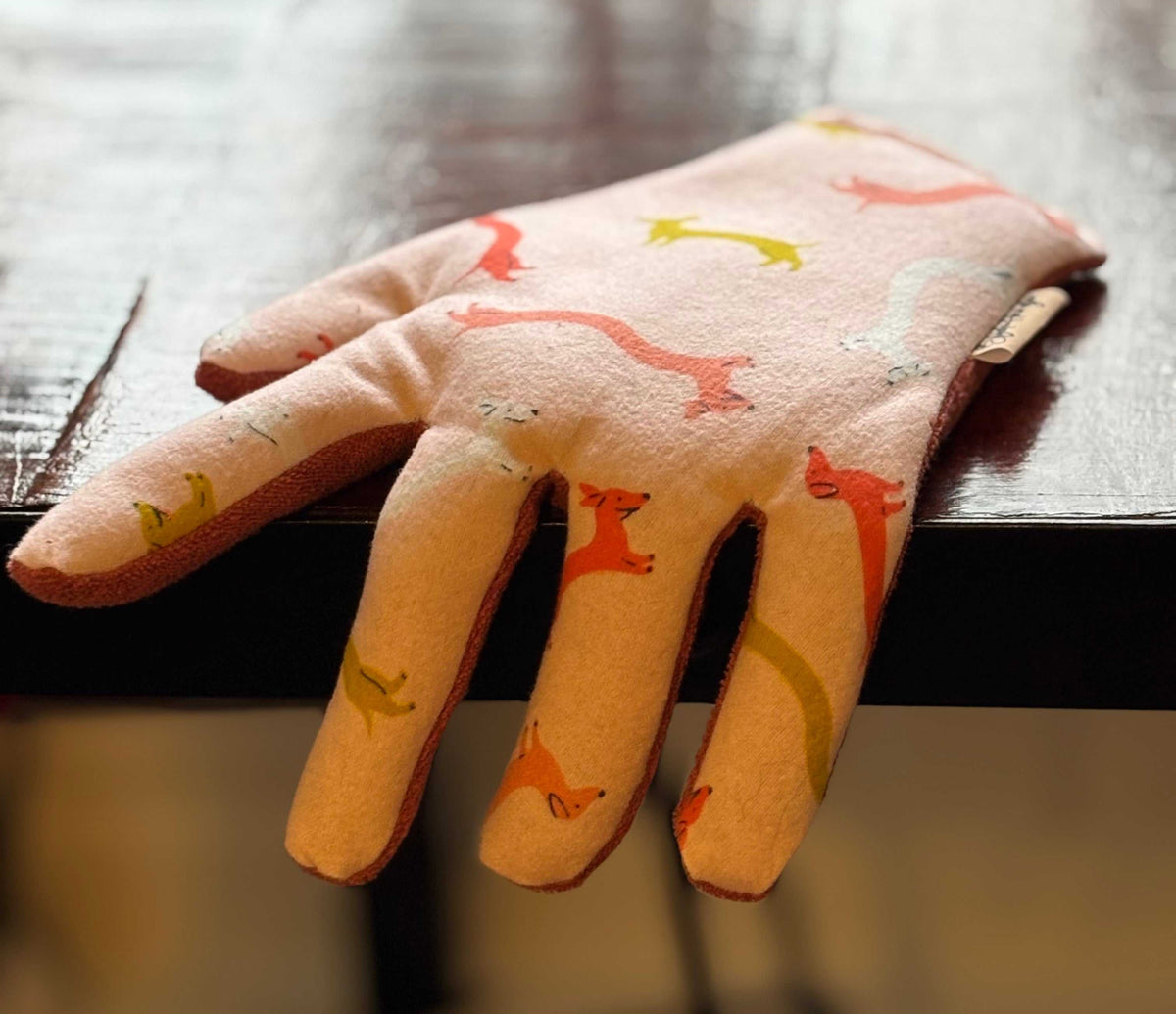 Verwarmde leren handwarmte met dierenprint voor ontspanning