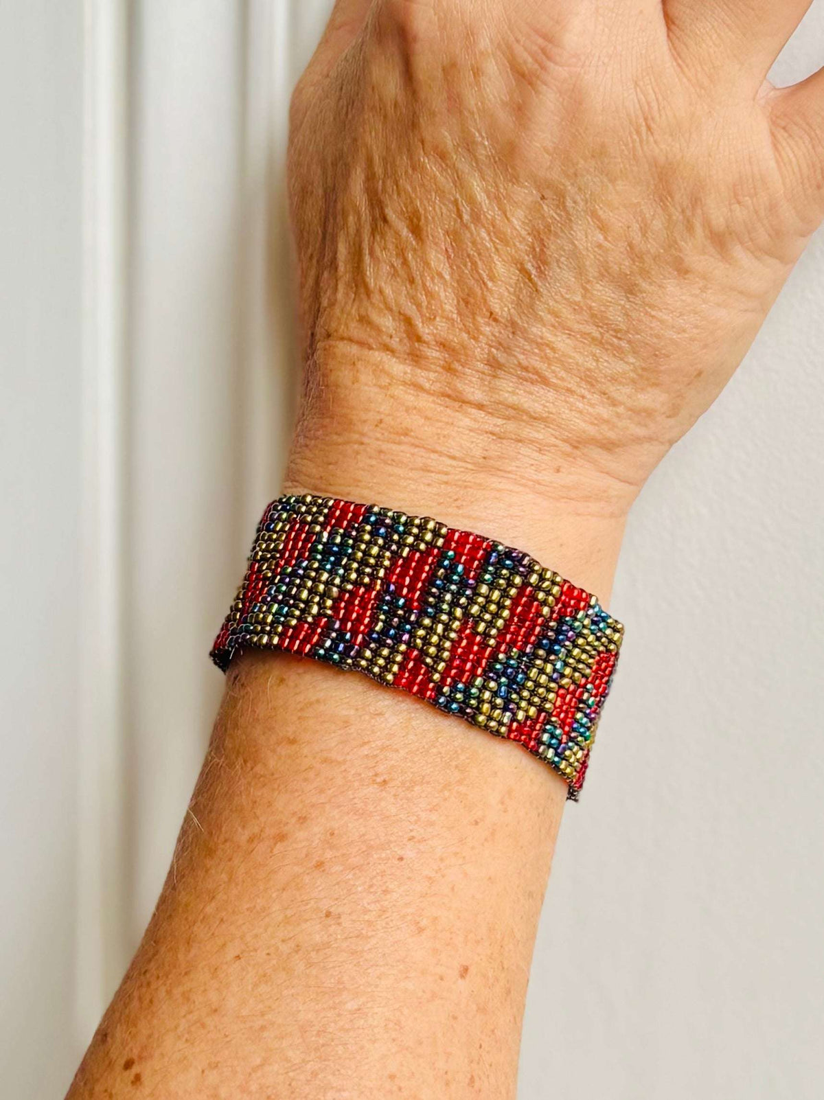 Kralenarmband MIRA, handgemaakt, kleurrijk, verstelbaar, voor dames