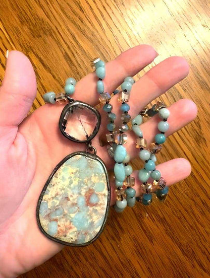 Natuurlijke turquoise ketting met handgemaakt design, bohemien stijl, sieraden