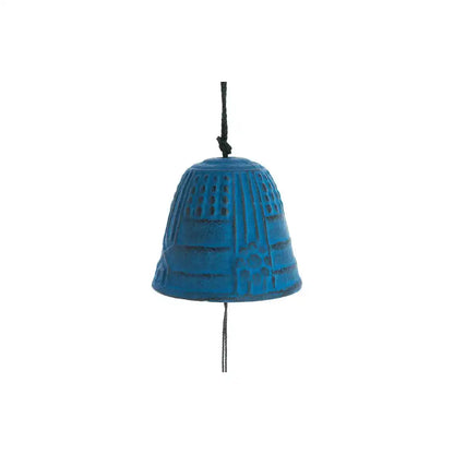 Decoratieve windgong met kleurrijke belletjes blauw